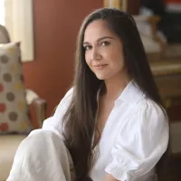 Headshot of Ariane Beeston